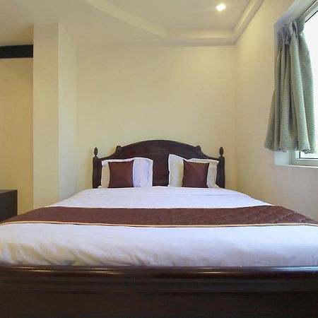 Oyo 11489 Pkn Classic Regency Madurai Luaran gambar